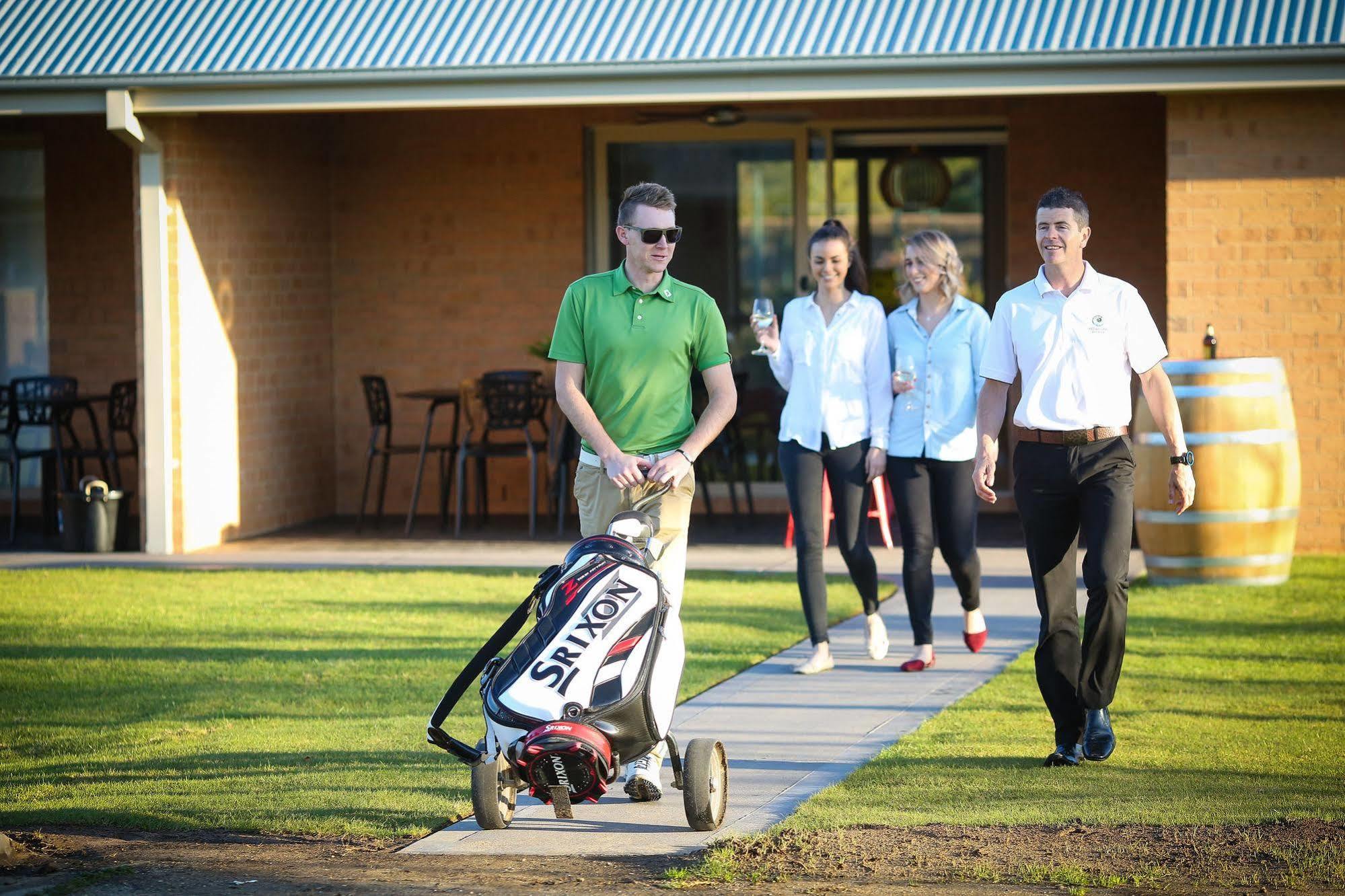 Howlong Golf Resort Bagian luar foto
